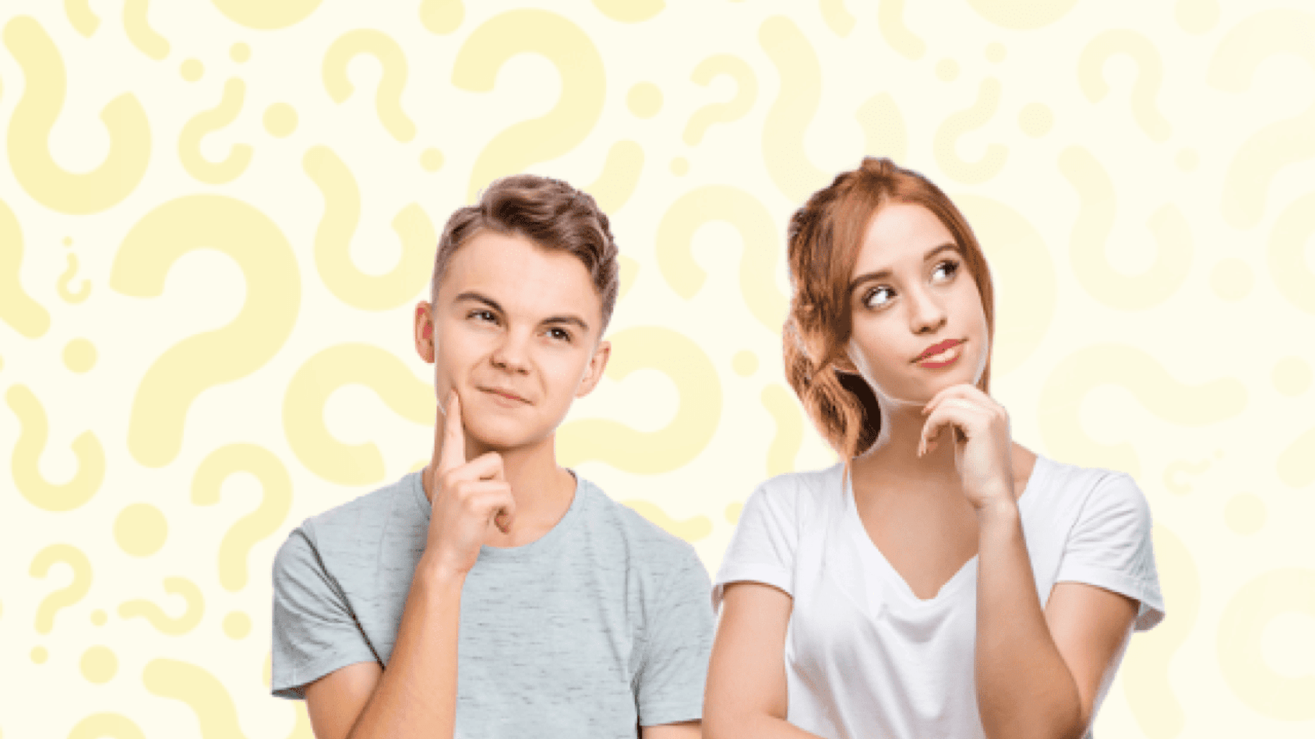 Un adolescent et une adolescente se tiennent côte à côte, tous deux avec une expression pensive et les mains sur le menton. L'arrière-plan est clair et comporte de grands points d'interrogation jaune pâle.